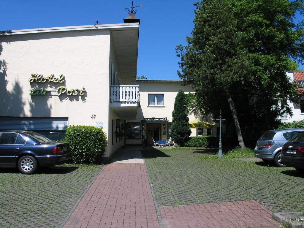 Hotel Restaurant Zur Post Wuppertal Bagian luar foto